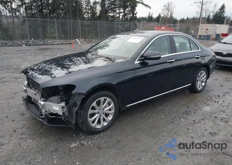 2017 Mercedes-Benz E 300 4Matic из США, поврежденный, VIN WDDZF4KB2HA187636